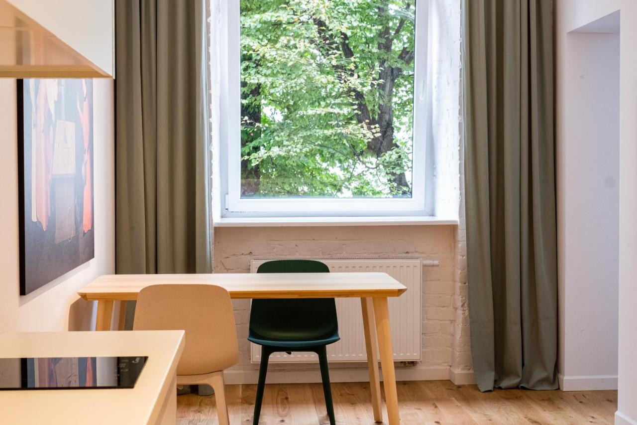 Apartament Z Upadkiem Ikara / Apartment With The Fall Of Icarus 우치 외부 사진