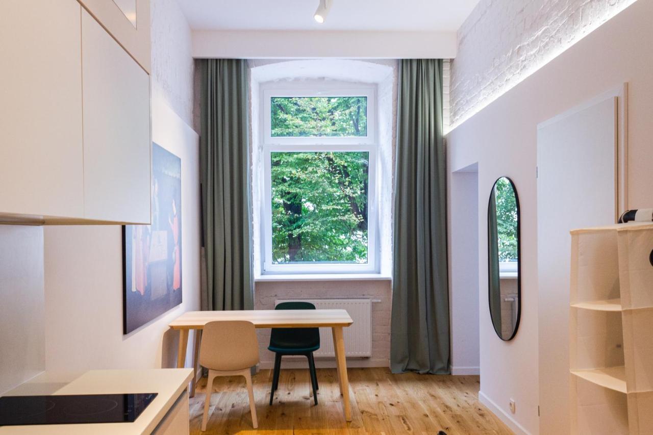 Apartament Z Upadkiem Ikara / Apartment With The Fall Of Icarus 우치 외부 사진